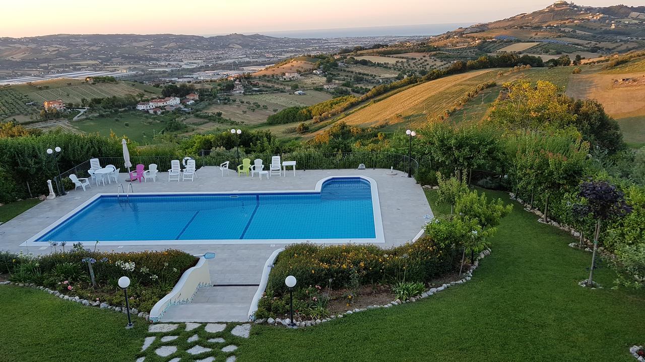 B&B Villa Sole Controguerra Luaran gambar