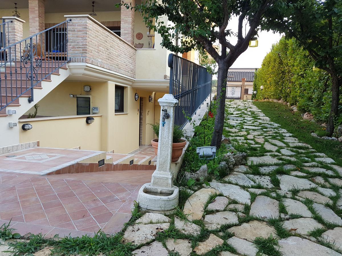 B&B Villa Sole Controguerra Luaran gambar