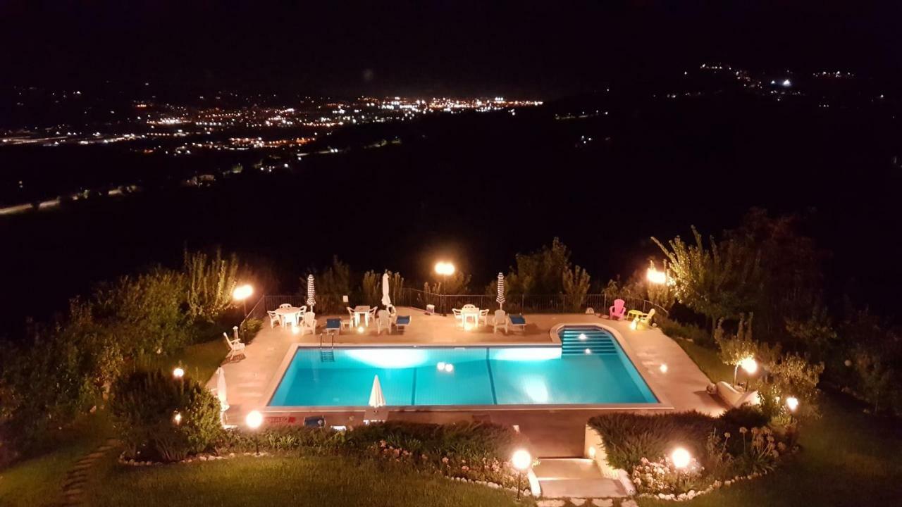 B&B Villa Sole Controguerra Luaran gambar